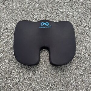 Everlasting Comfort Memory Foam Ergonomic Seat Cushion, Machine Washable, Black